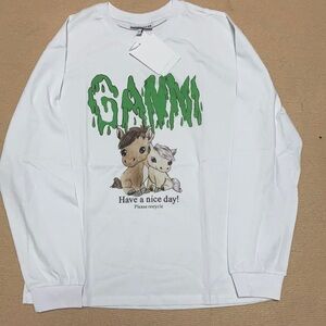 Women’s Long Graphic cotton Top size small